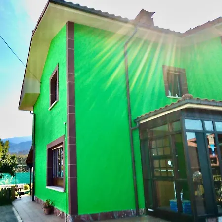 La Casa Verde *
